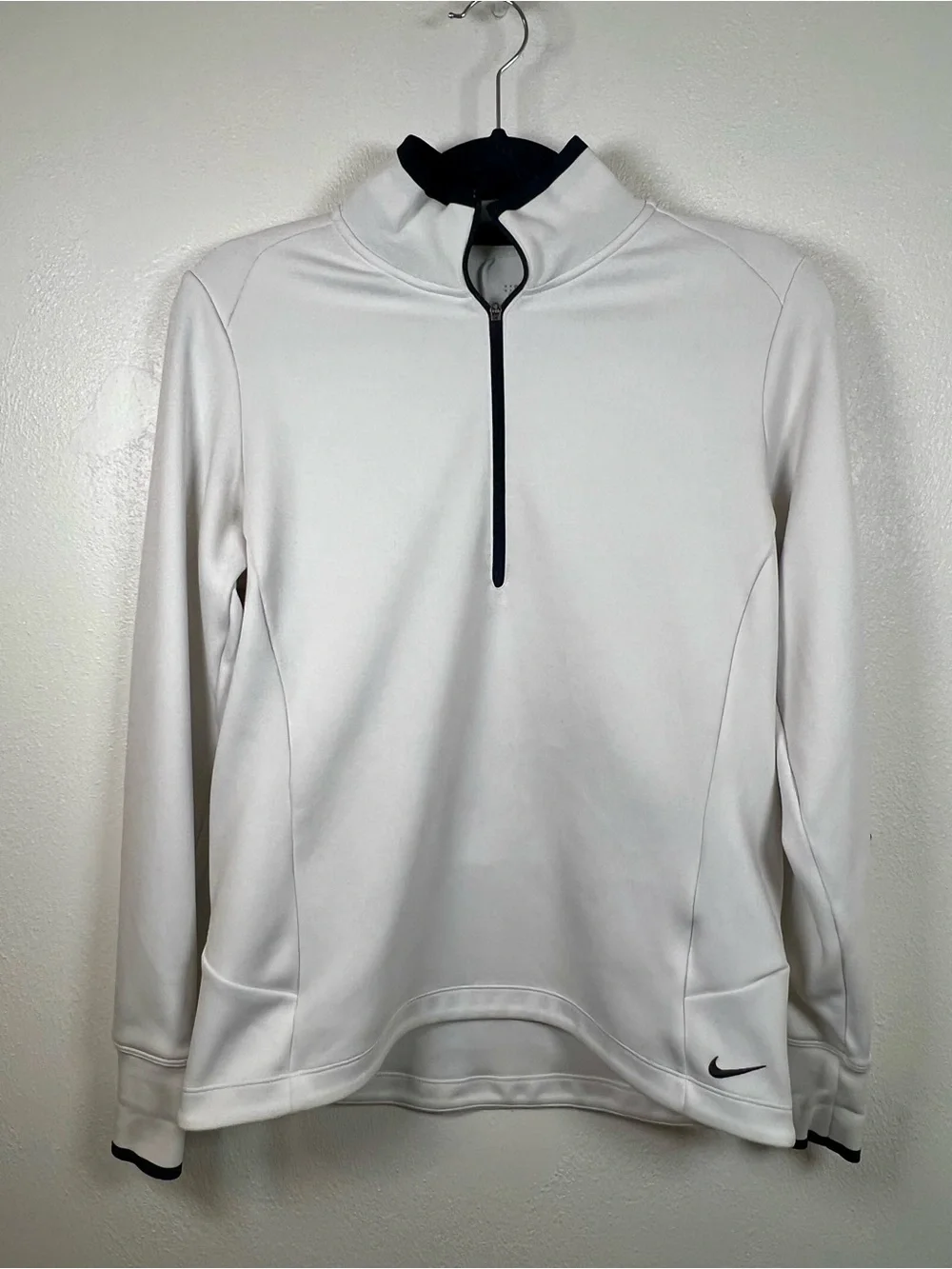 Nike Golf Women’s White Quarter-Zip Performance Pullover - Size L